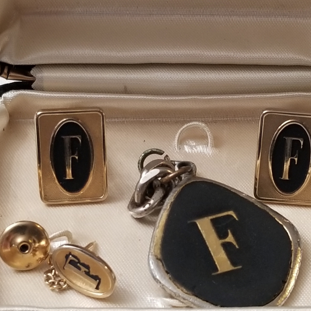 Mens F set